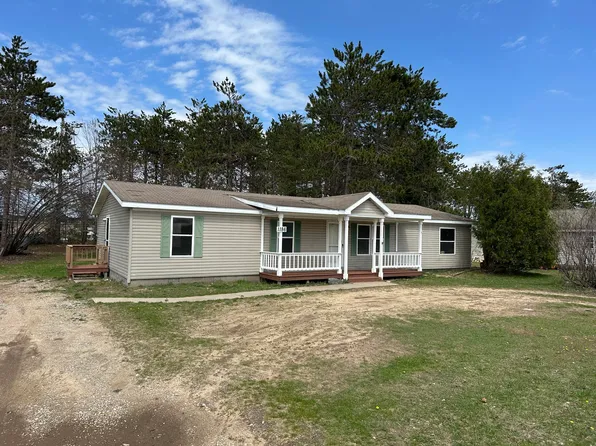 1186 Shadow Ln, Gaylord, MI 49735