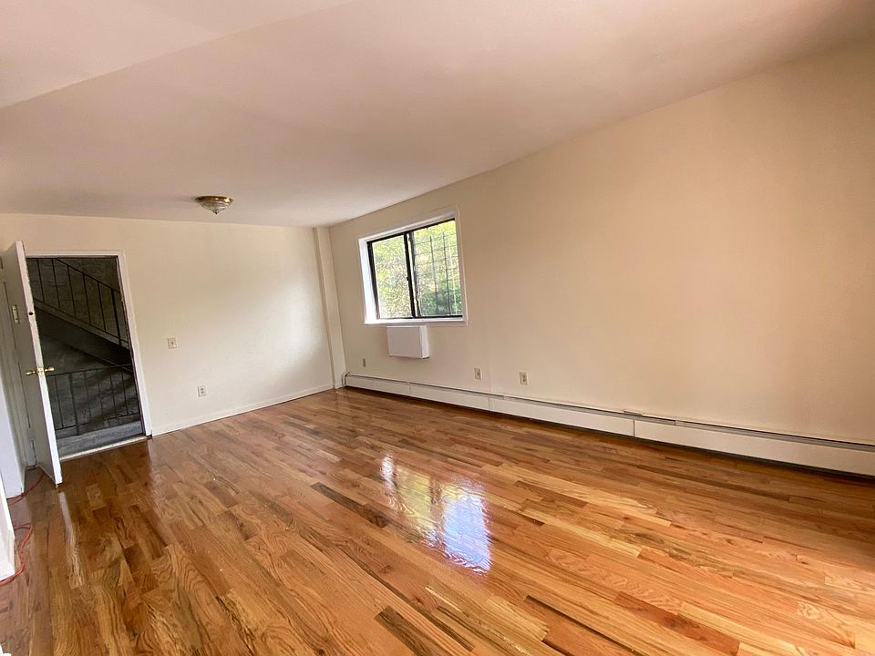 1st image of 35 Odell Ave APT 1A