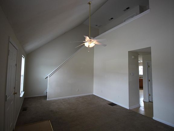 3rd image of 103 Parker Pl