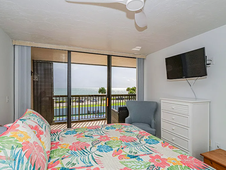 4141 Ocean Dr #403 — Photo 14