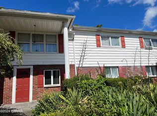 32 Old Boston Rd, Pittston, PA 18640