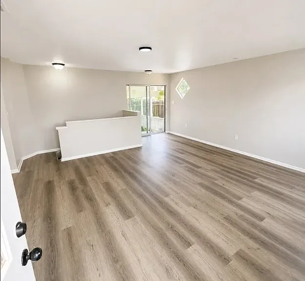1215 San Pedro St — Photo 6