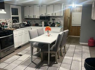 2 Fay St, Clarkston, MI 48346