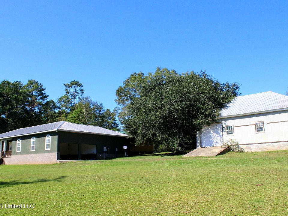 1st image of 473 Goss Bunkerhill Rd