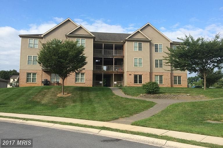 2nd image of 1941 Ashley Dr