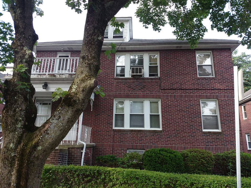 2nd image of 14 Hatherly Rd