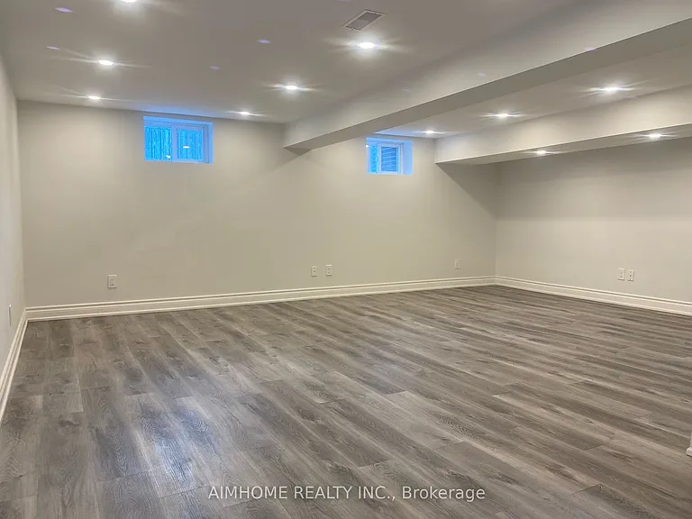 58 Newlands Ave — Photo 7