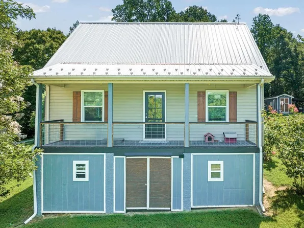 2081 Leighwood Trl, Halifax, VA 24558