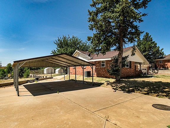 3rd image of 1514 Primrose Ln