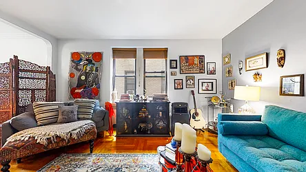 Sold by Bizzarro Agency