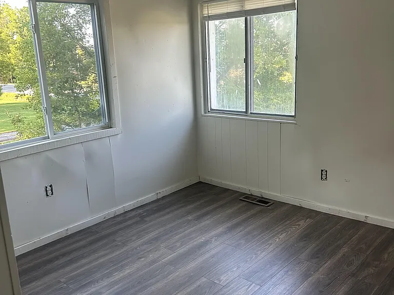 4104 Main St #1 — Photo 8