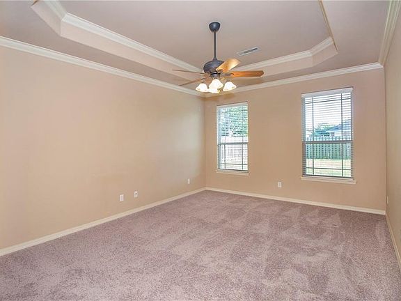 5th image of 3255 W Thornebrook St