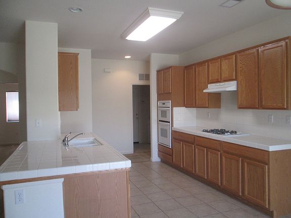 4th image of 12610 Great Country Dr