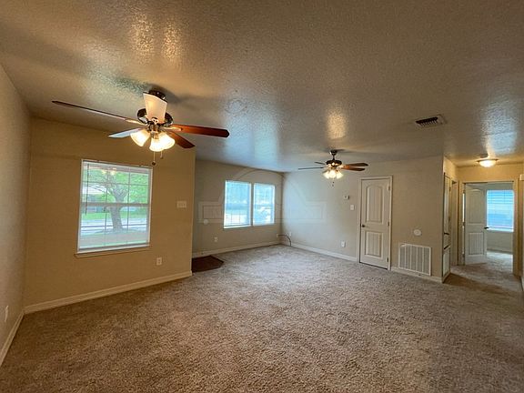 2nd image of 1603 Massey St
