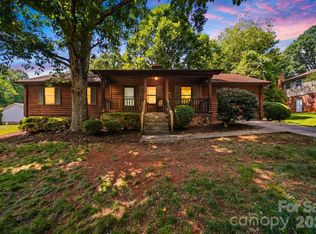 3315 23rd St NE, Hickory, NC 28601