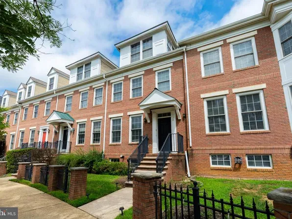 124 Burnet Cres, Robbinsville, NJ 08691