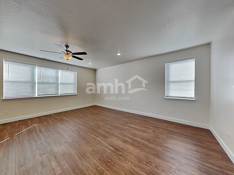 2294 E Buckskin Way — Photo 5
