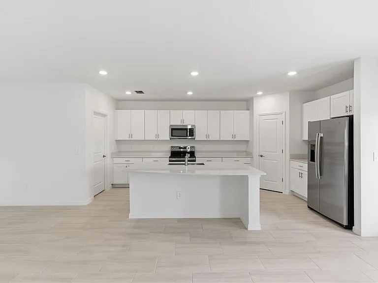 9947 Allendale St — Photo 12