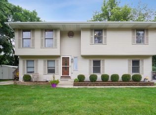 23330 84th St, Salem, WI 53168