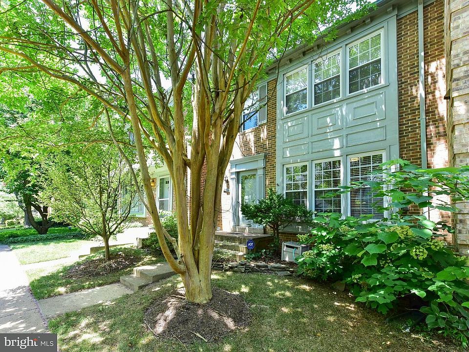1st image of 9608 Scotch Haven Dr