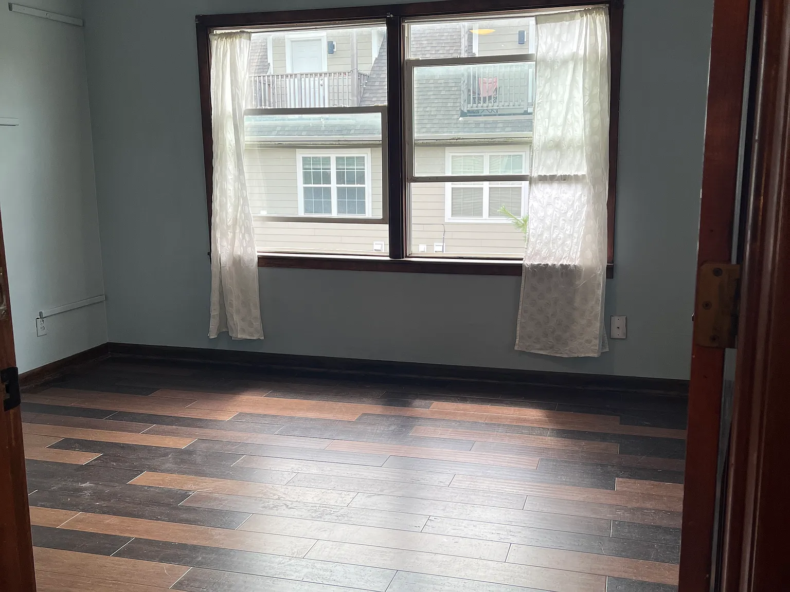 2 bed, 800 sqft, $1,400 — Photo 4