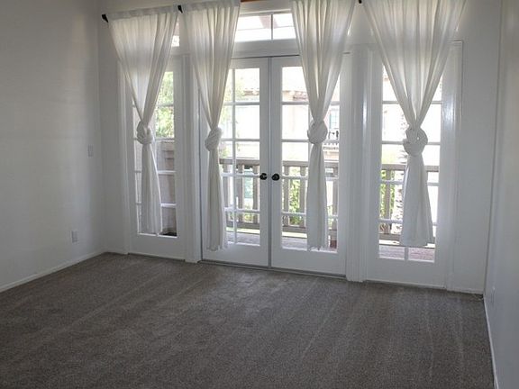 5th image of 3408 Cameo Dr Unit 13