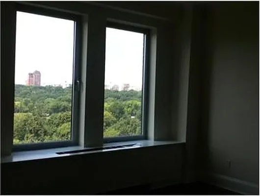 Rented by Douglas Elliman | media 22