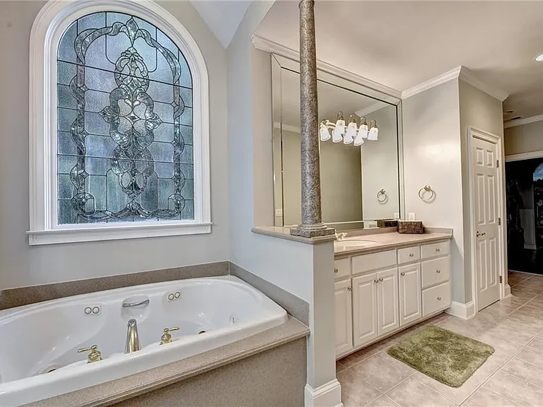 645 Falls Bay Ct — Photo 58