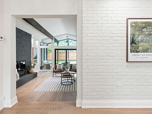 5th image of 7 Woodington Cres
