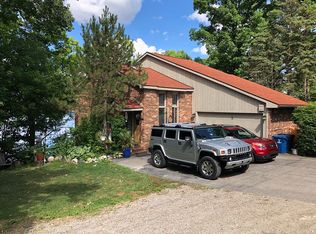 10300 Elizabeth Lake Rd, White Lake, MI 48386