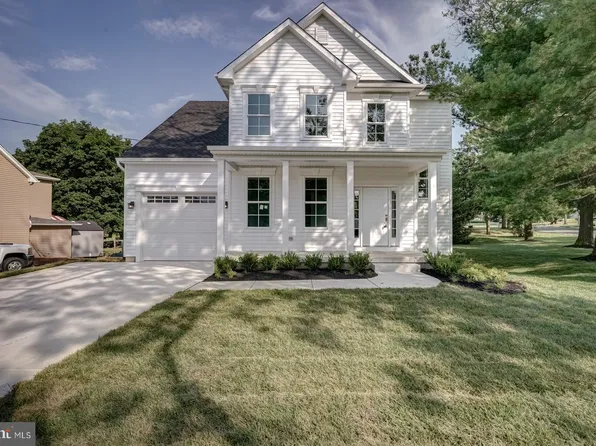 456 13th St, Hammonton, NJ 08037