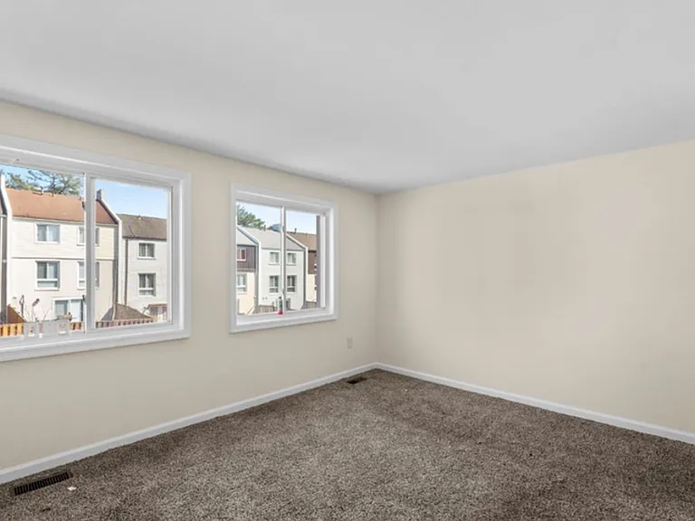 10289 Daystar Ct — Photo 4
