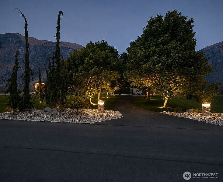 3rd image of 84 Orchard Place