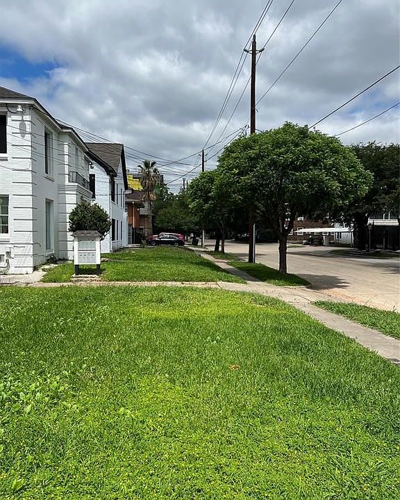 1st image of 1920 Binz St Unit 1