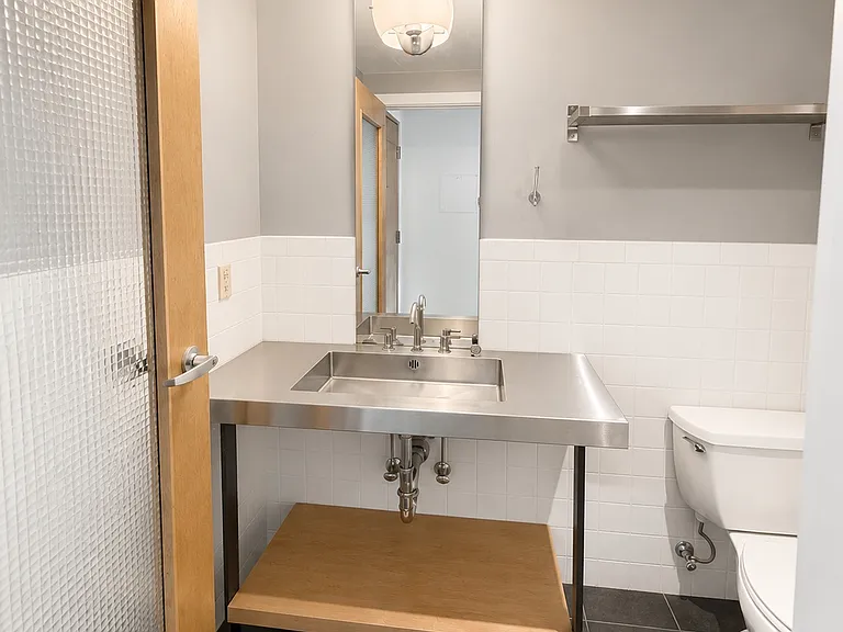103 E Sprague Ave #207 — Photo 12