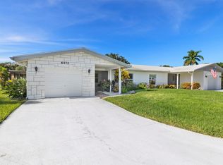 6472 Overland Dr, Delray Beach, FL 33484