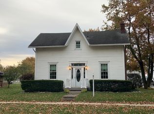 421 S Main St, Churubusco, IN 46723