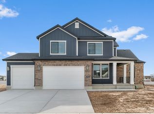 3033 W 2600 N, Clinton, UT 84015