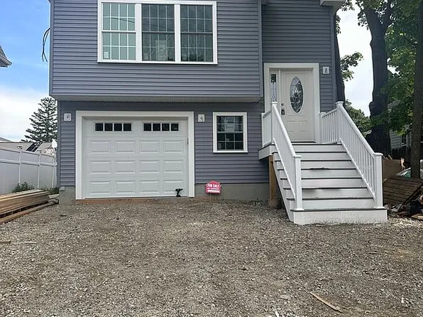 68 Westwood Ave, Cranston, RI 02905