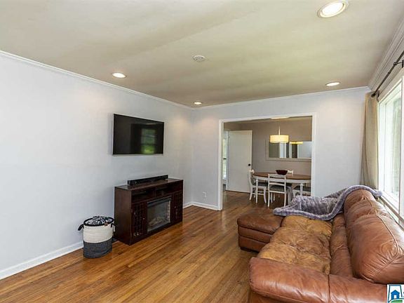 4th image of 3429 Crayrich Dr