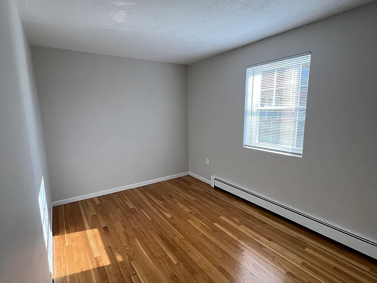 52 Mill St #4 — Photo 8