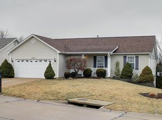 3001 Valley Oaks Dr, Imperial, MO 63052