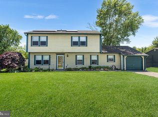 21 Arcturus Dr, Sewell, NJ 08080