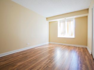 636 E Woodland Park Ave #603, Chicago, IL 60616