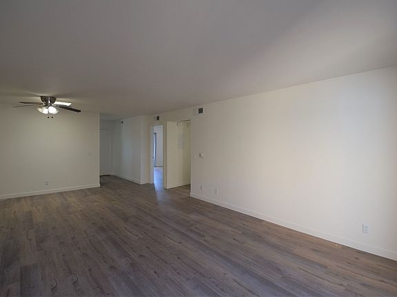 5th image of 21306 Parthenia St APT 203
