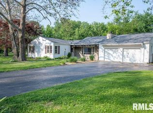 422 E High Point Dr, Peoria, IL 61614