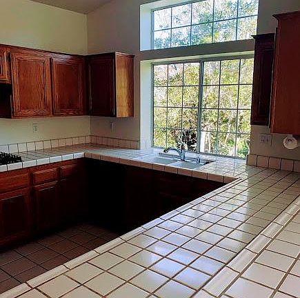 2nd image of 175 Dublin Ct