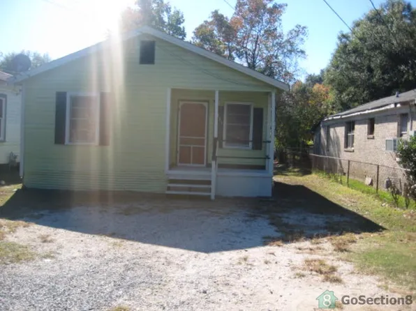 2111 Helen St, Mobile, AL 36610