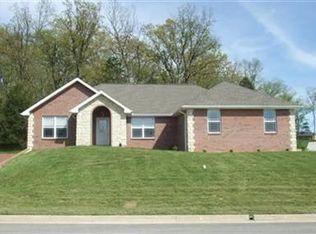 1511 Pleasant Valley Dr, Jefferson City, MO 65109