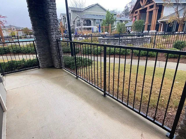 The Crest at Laurel Canyon — Photo 83